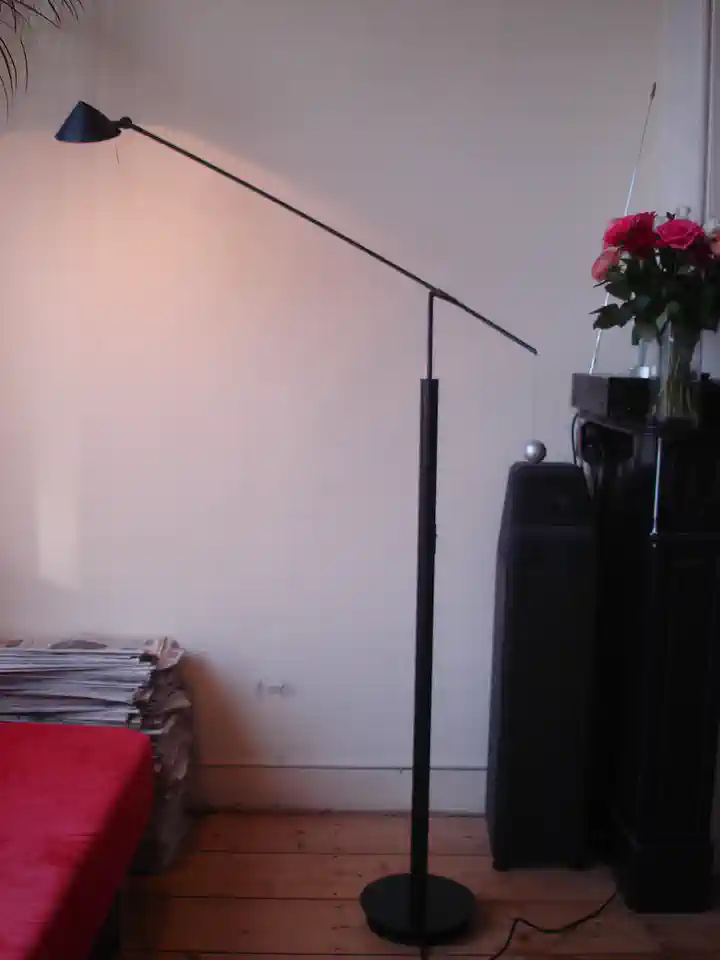 2011-11-18-04_Huis-Inrichting-02_Lampen-nestorelettura2 (© Marens van Leunen)