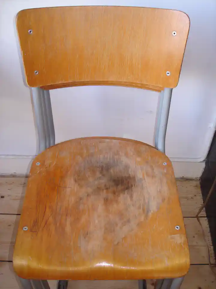 2014-01-02-04_Huis-Inrichting-01_Stoelen-DSC02522 (© Marens van Leunen)