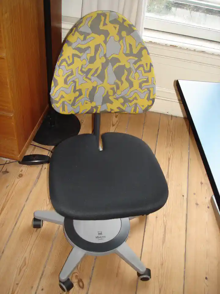 2014-02-09-04_Huis-Inrichting-01_Stoelen-DSC02548 (© Marens van Leunen)