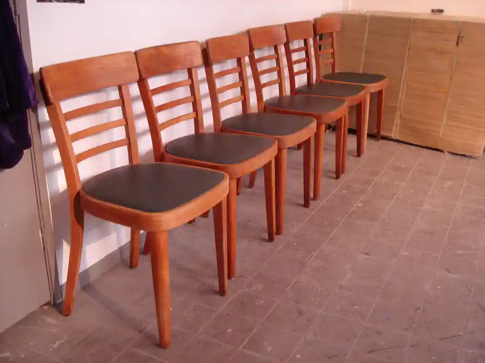 2014-08-09-04_Huis-Inrichting-01_Stoelen-DSC03076 (© Marens van Leunen)
