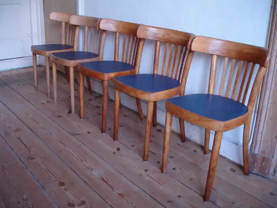 2015-07-22-04_Huis-Inrichting-01_Stoelen-DSC03500 (© Marens van Leunen)