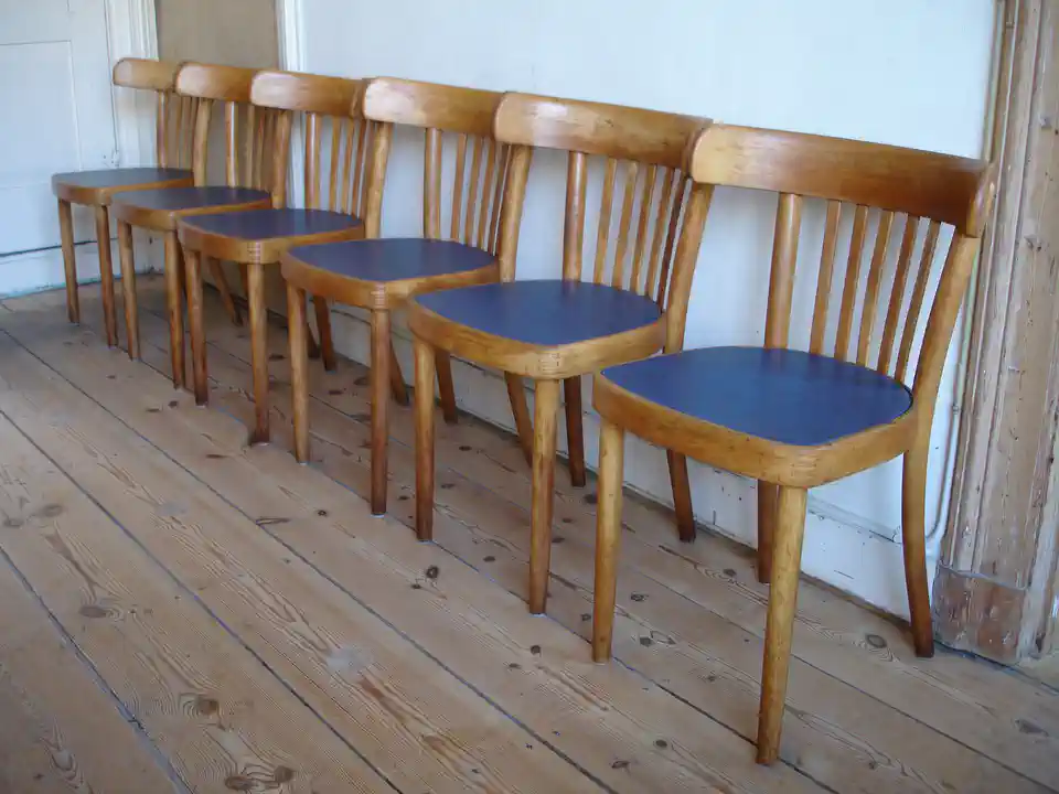 2015-07-22-04_Huis-Inrichting-01_Stoelen-DSC03501 (© Marens van Leunen)