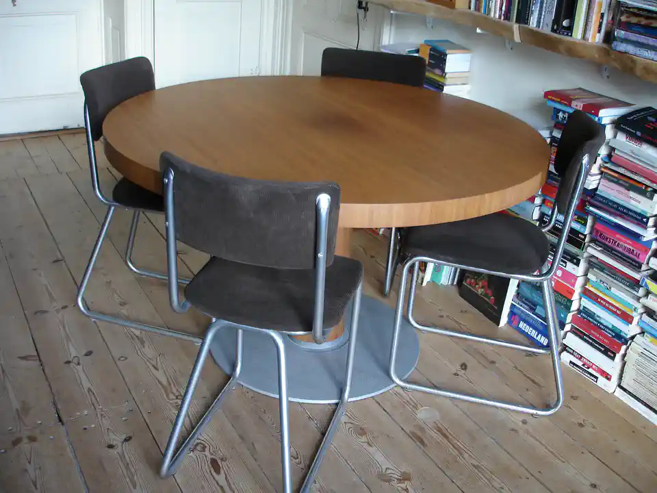 2017-04-26-04_Huis-Inrichting-04_Tafels-DSC04271 (© Marens van Leunen)