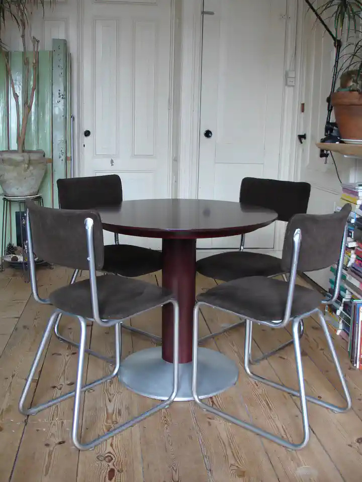 2017-10-04-04_Huis-Inrichting-01_Stoelen-DSC04341 (© Marens van Leunen)