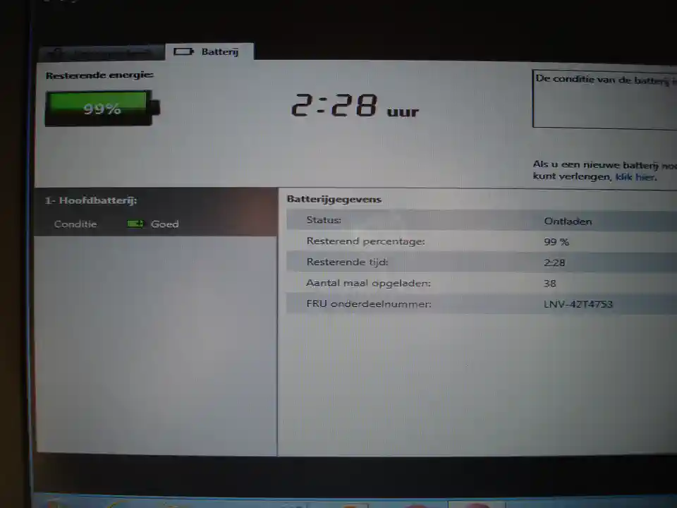 2017-12-16-02_Computers en Software-01_Laptops-DSC04489 (© Marens van Leunen)