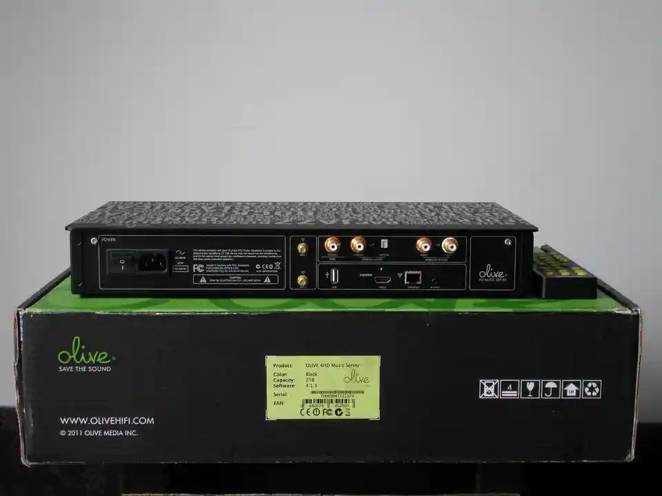 2019-01-27-01_Audio, Tv en Foto-03_Versterkers en receivers-DSC04907 (© Marens van Leunen)
