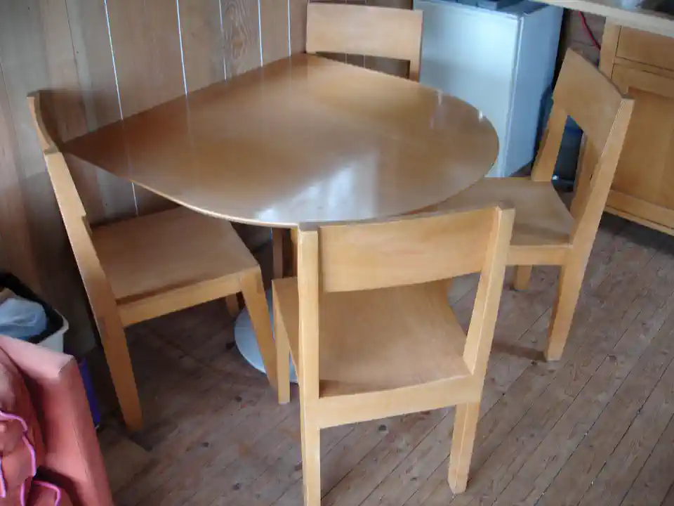 2019-10-06-04_Huis-Inrichting-01_Stoelen-DSC05140 (© Marens van Leunen)