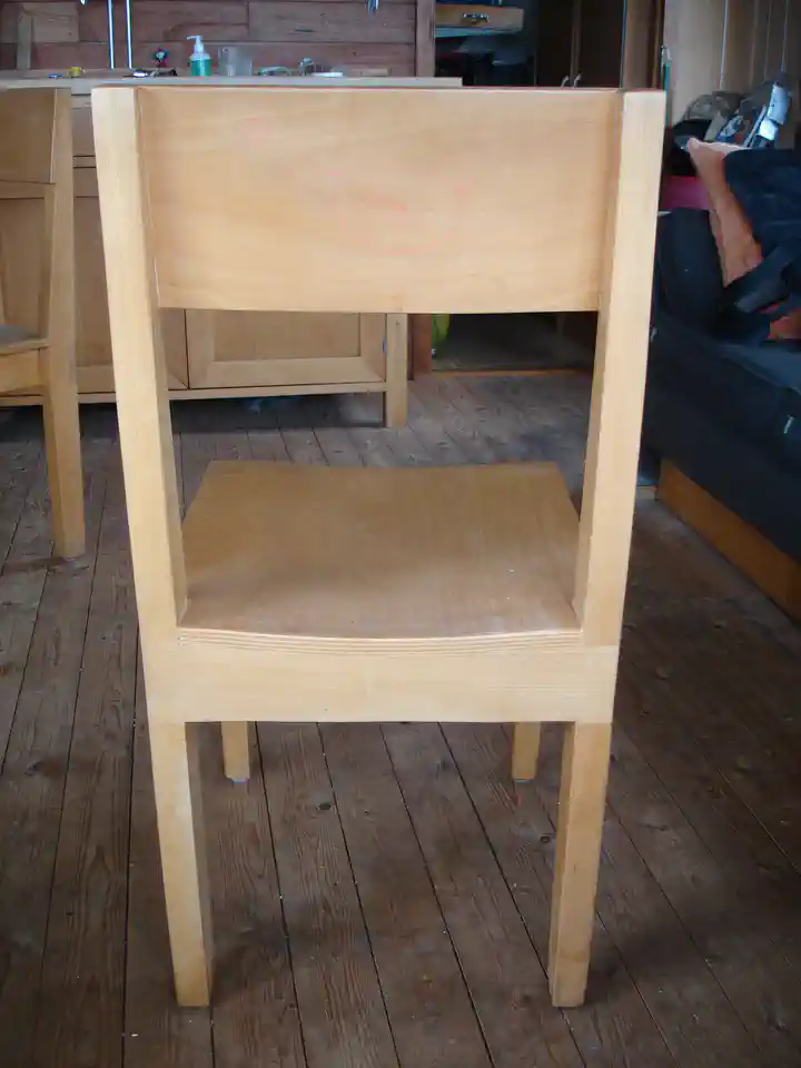 2019-10-06-04_Huis-Inrichting-01_Stoelen-DSC05142 (© Marens van Leunen)