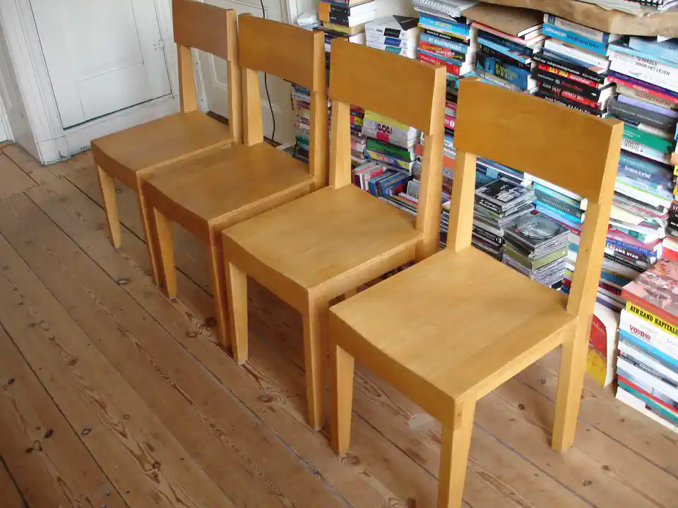 2019-10-24-04_Huis-Inrichting-01_Stoelen-DSC05204 (© Marens van Leunen)