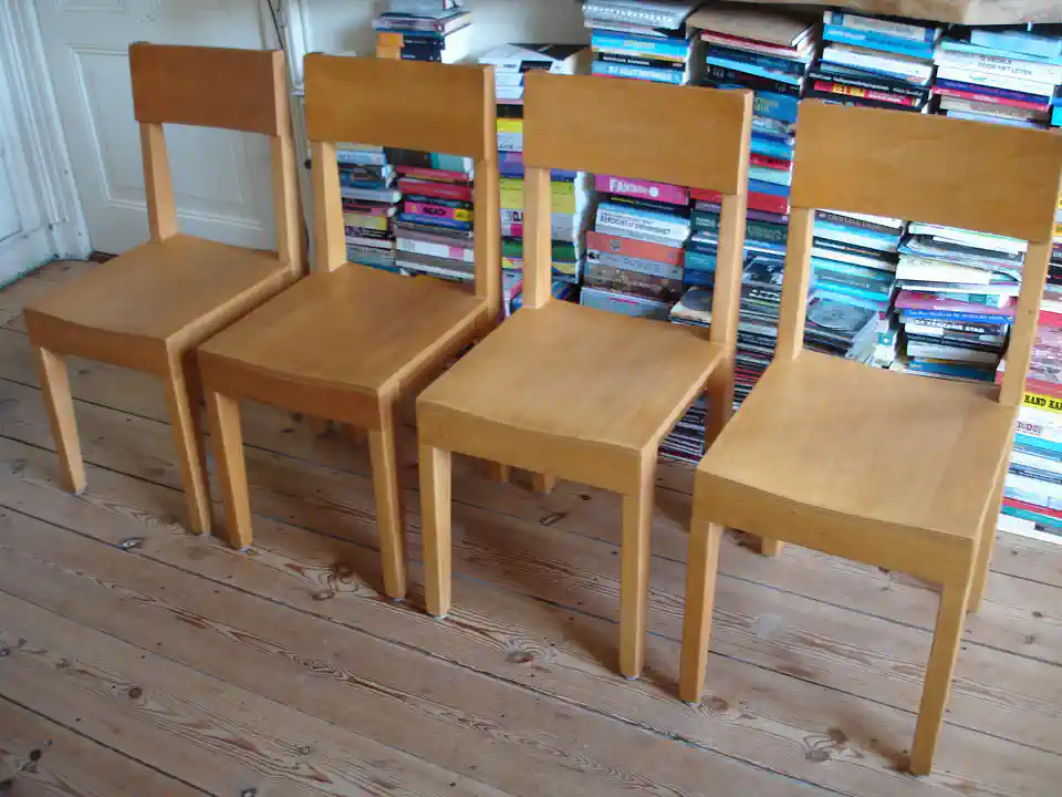 2019-10-24-04_Huis-Inrichting-01_Stoelen-DSC05205 (© Marens van Leunen)