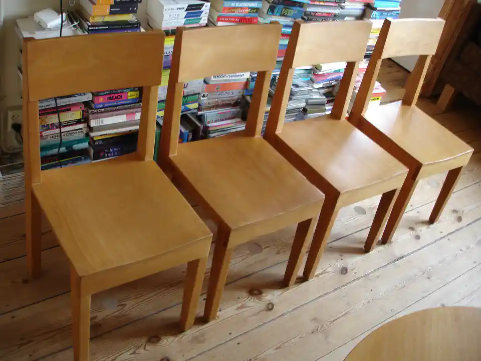 2019-10-24-04_Huis-Inrichting-01_Stoelen-DSC05210 (© Marens van Leunen)