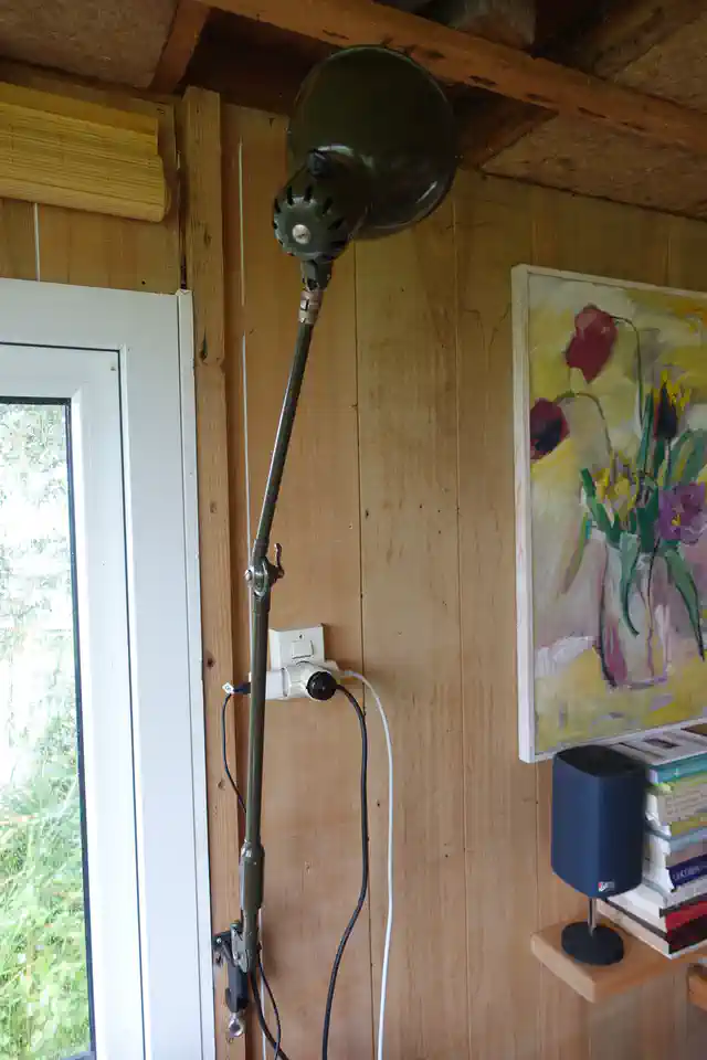 2021-10-03-04_Huis-Inrichting-02_Lampen-sis groen (© Marens van Leunen)