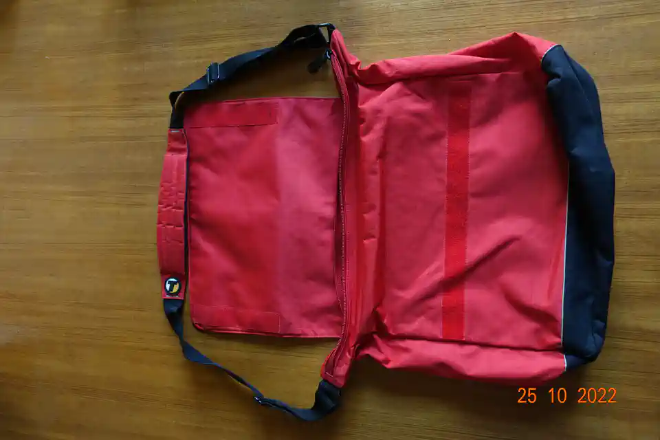 2022-10-25-06_Diversen-01_Kleding heren-DSC04281 (© Marens van Leunen)